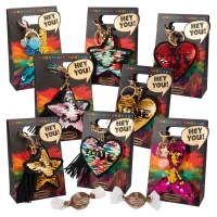 12 St. Schlüsselanhänger an Box